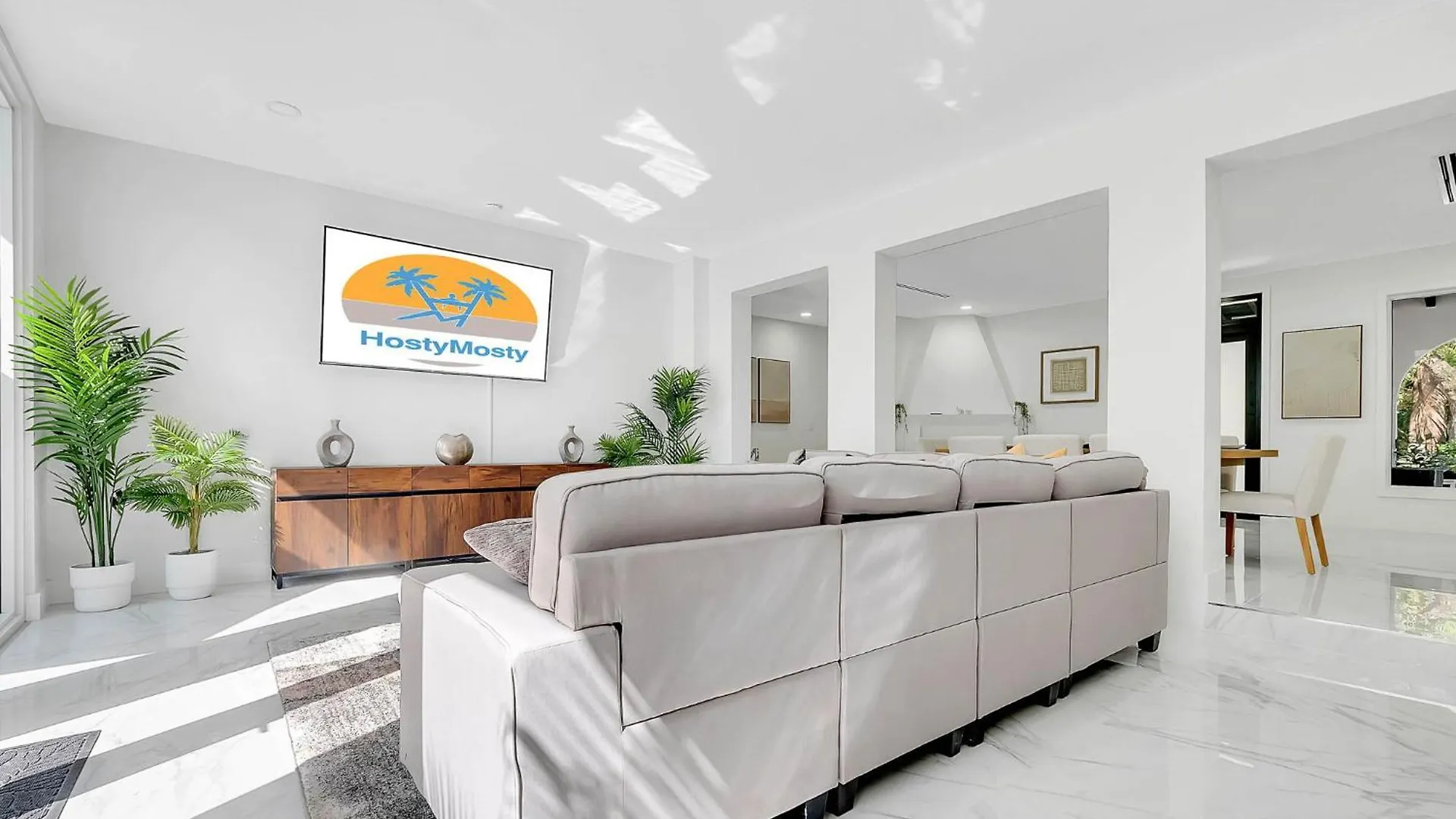 Tropicale Stunning 4 Bedroom 4 Bath With Pool And Bbq *
