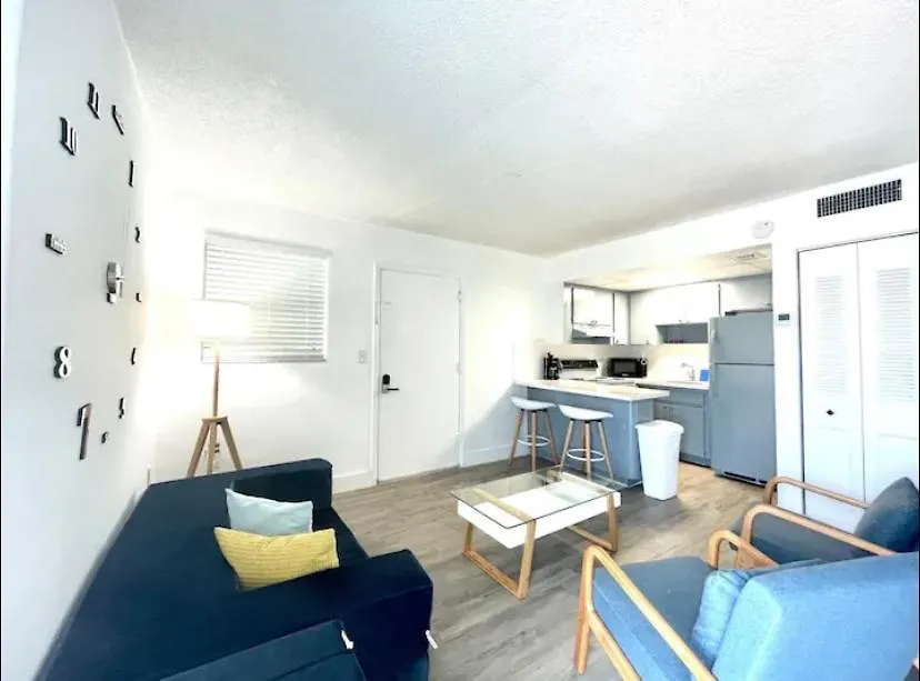 Apartamento International Airport 1 *