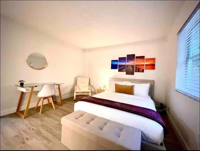 International Airport 1 Apartment