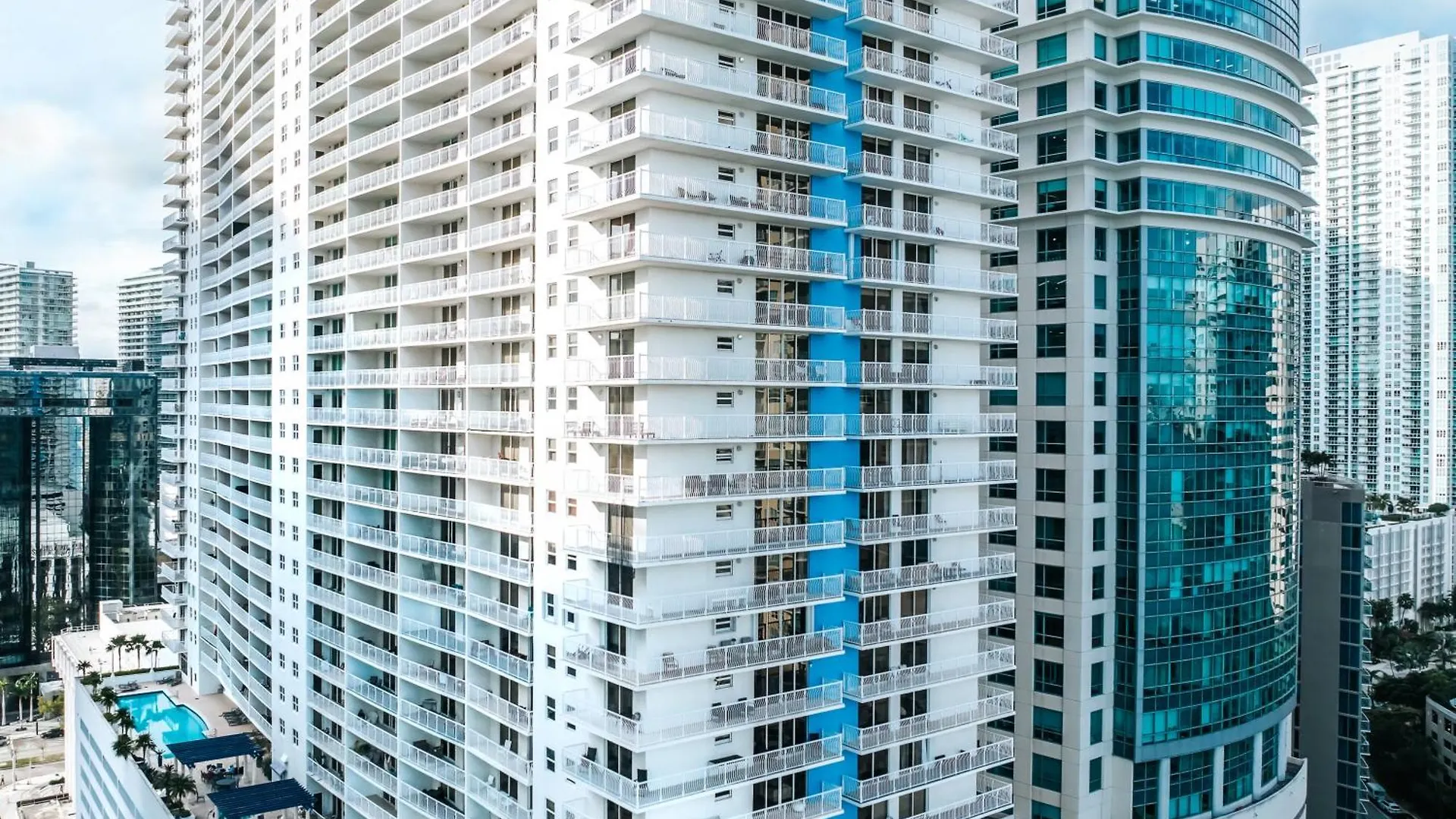 Bay Front Highrise Oasis In Brickell Διαμέρισμα