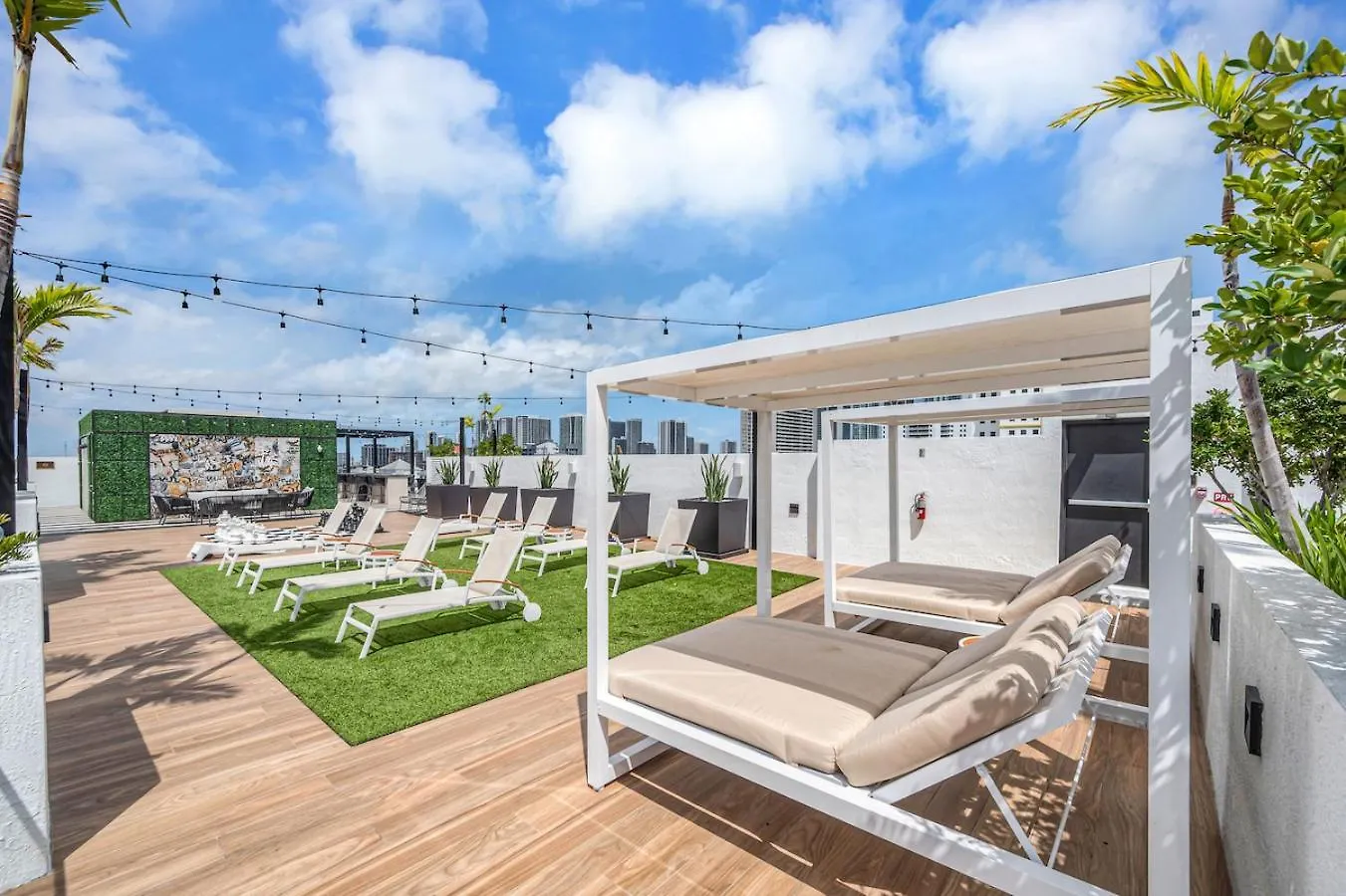 Gorgeous 3-bed Retreat Mins From Bayside And Parking Apartment *