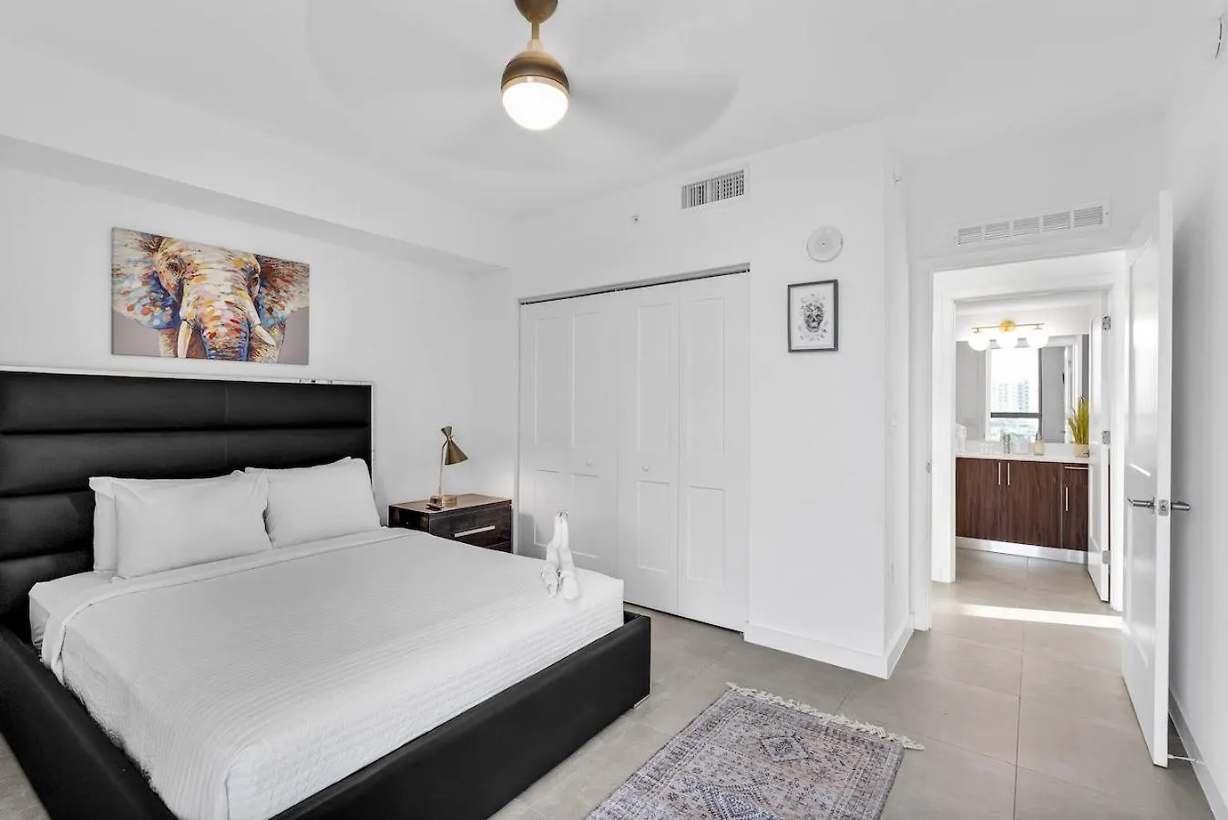 Gorgeous 3-bed Retreat Mins From Bayside And Parking Apartment Miami