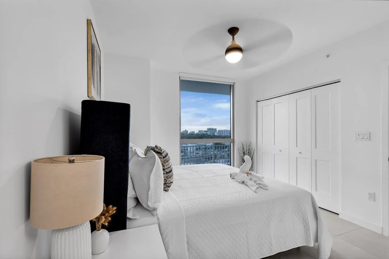 Charming 3-bed Mins From Brickell With Free Parking *