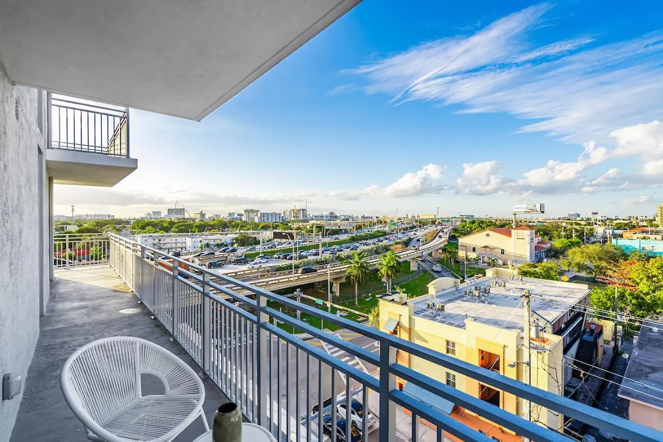 Charming 3-bed Mins From Brickell With Free Parking Miami