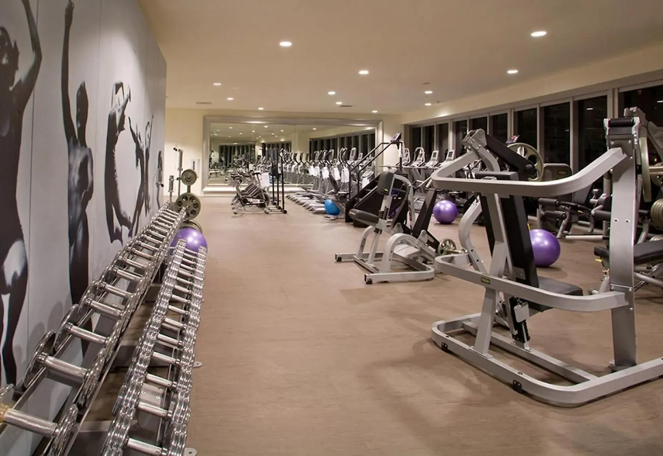 Modern High Rise One Bedroom At Icon Brickell *