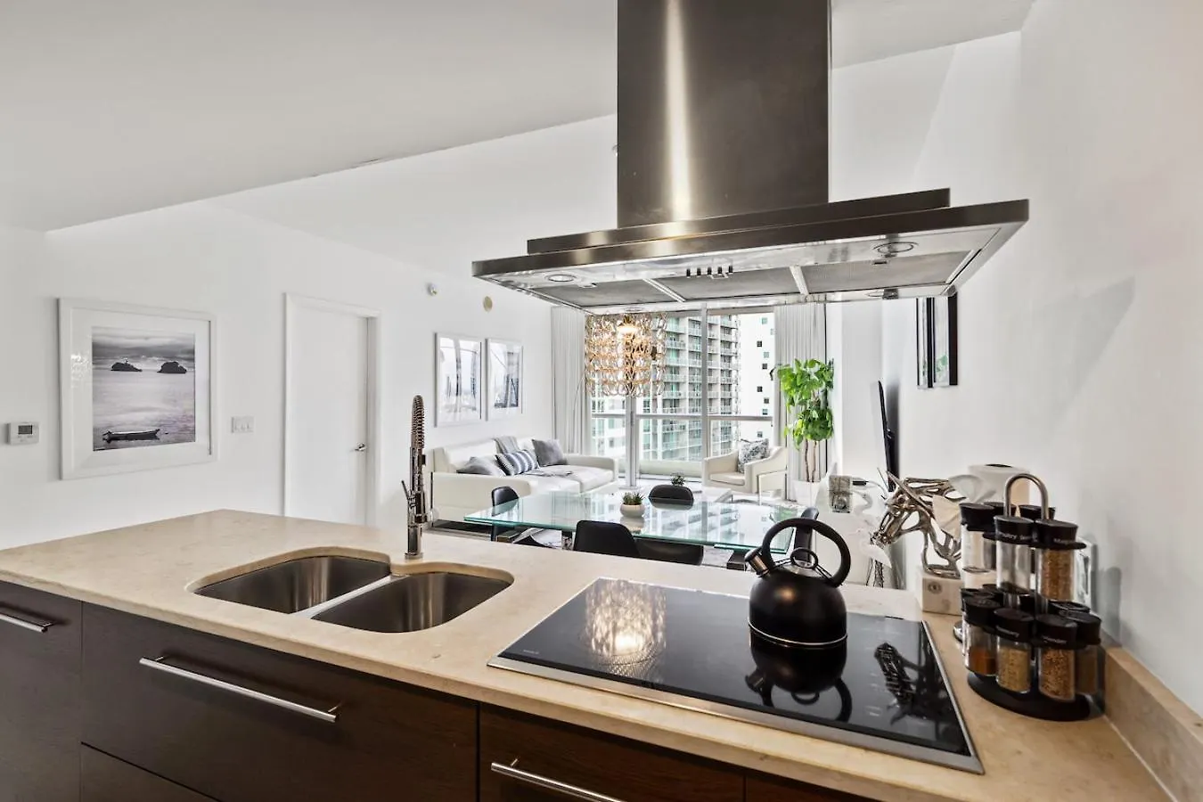 Modern High Rise One Bedroom At Icon Brickell * 마이애미