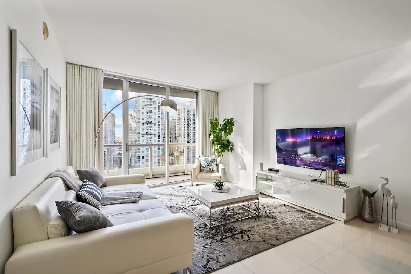 Apartment Modern High Rise One Bedroom At Icon Brickell *