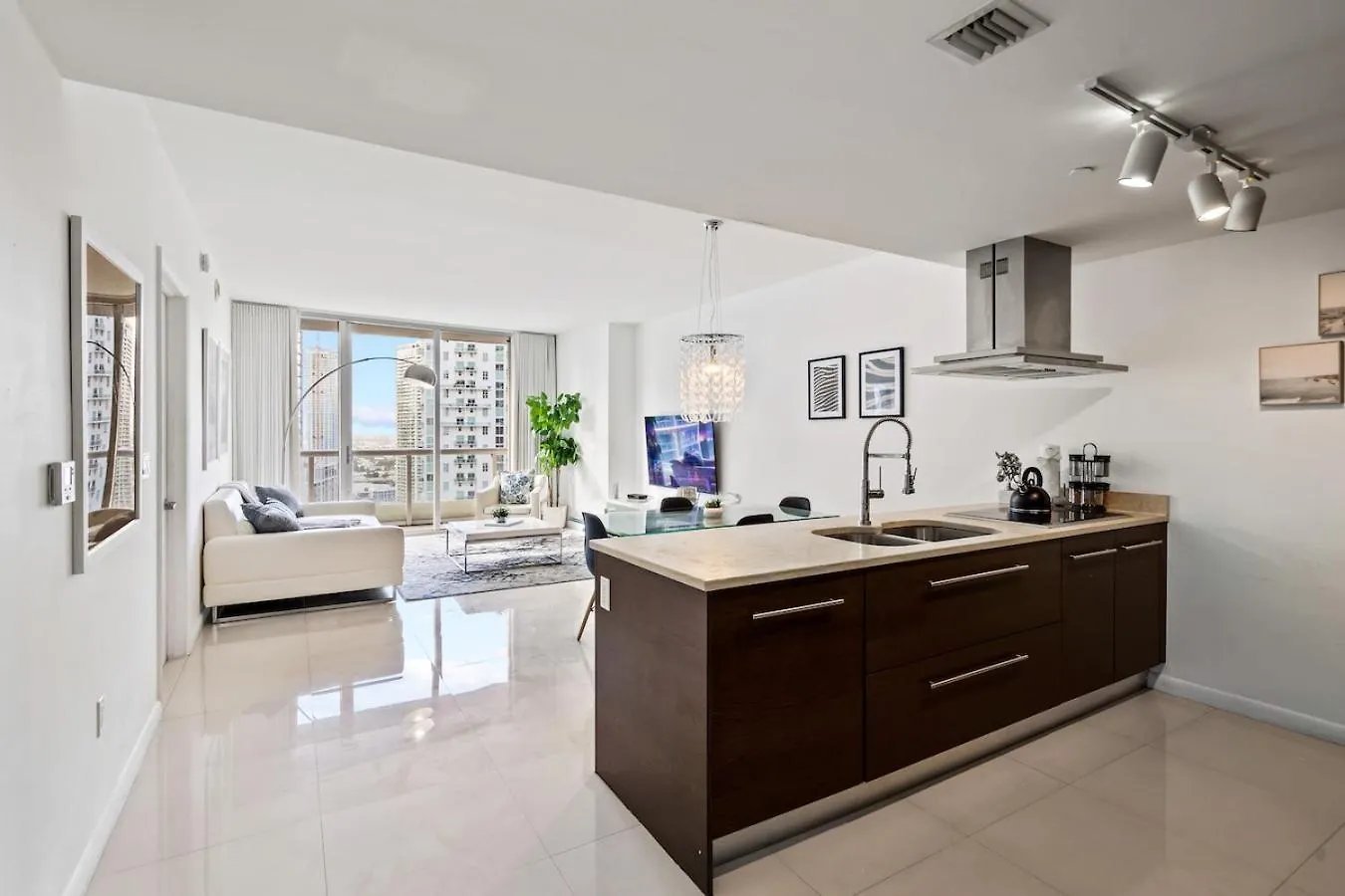 Modern High Rise One Bedroom At Icon Brickell * 마이애미