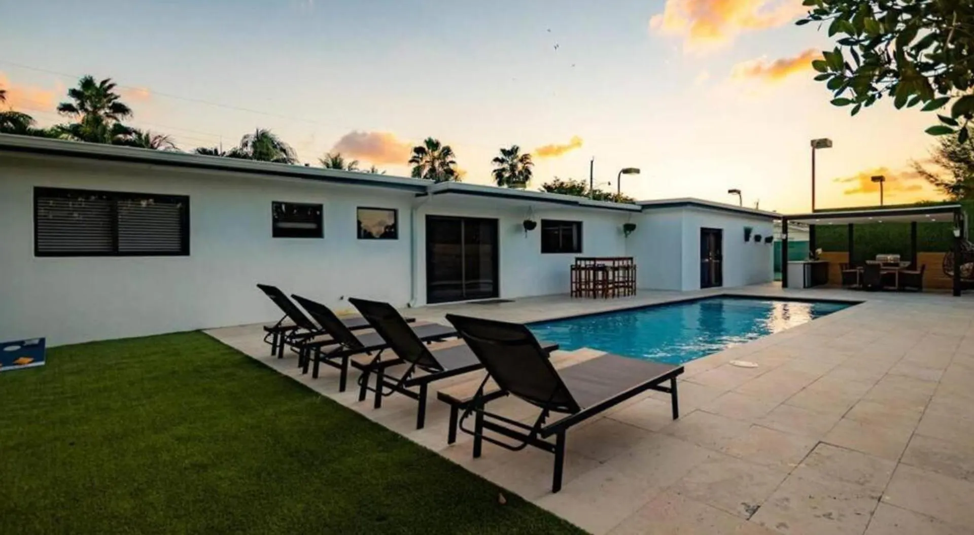 Luxurious Retreat With Tennis And Soccer Courts Tgh