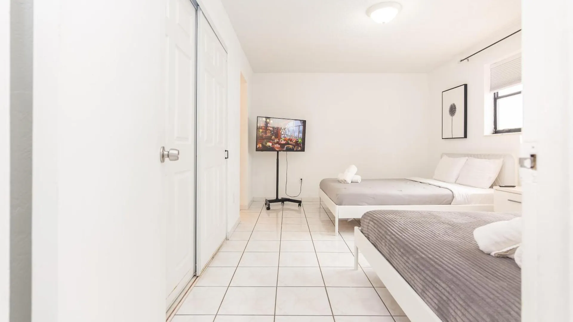 One Bedroom - With Parking & Balcony - Heart Of Wynwood Miami