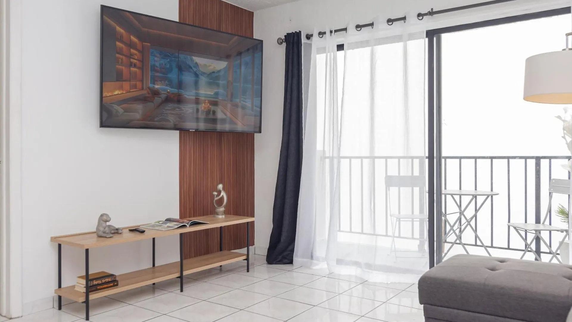 Apartment One Bedroom - With Parking & Balcony - Heart Of Wynwood Miami