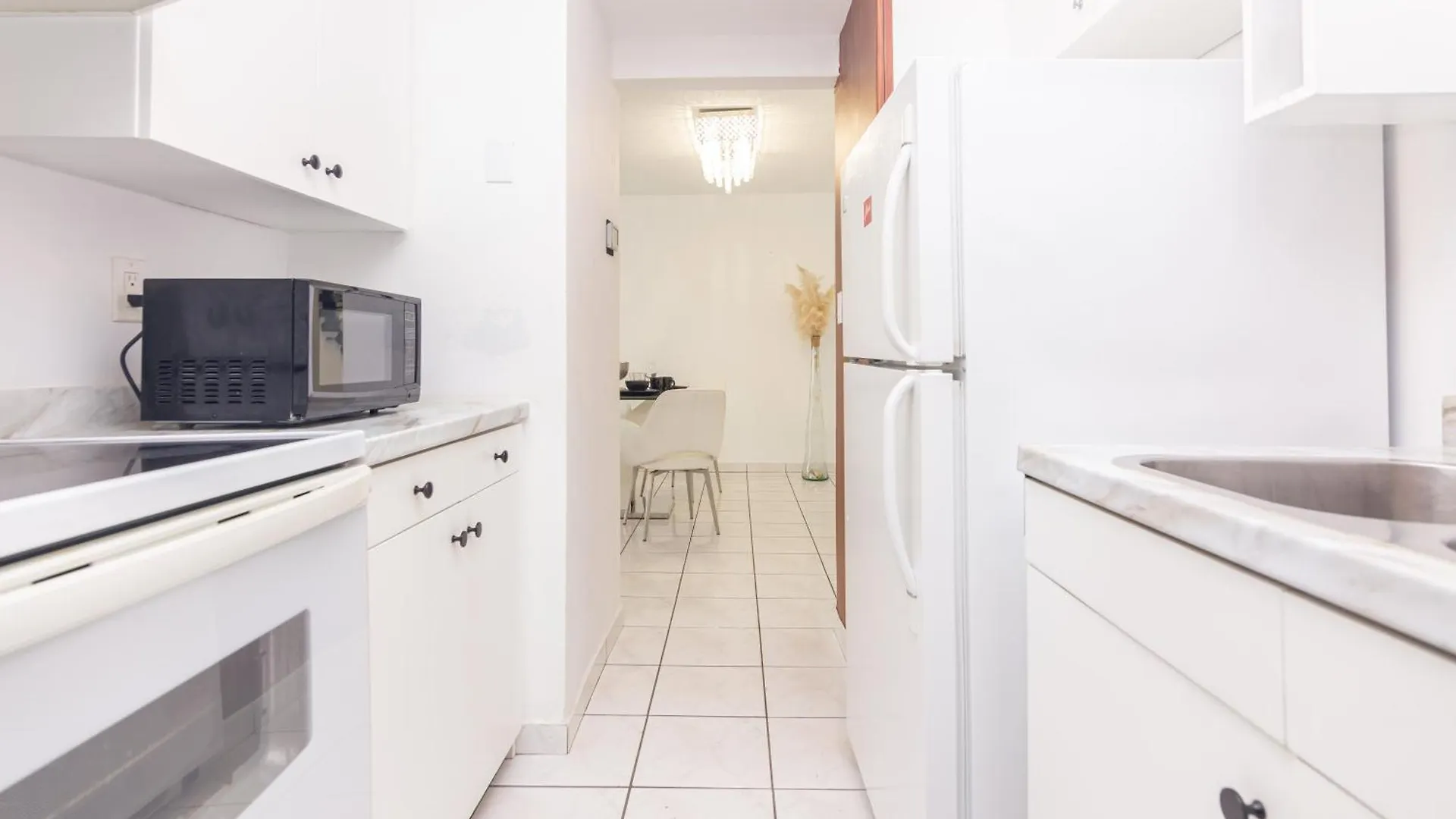 One Bedroom - With Parking & Balcony - Heart Of Wynwood Miami