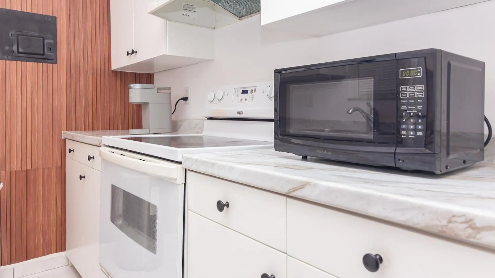 Apartment One Bedroom - With Parking & Balcony - Heart Of Wynwood