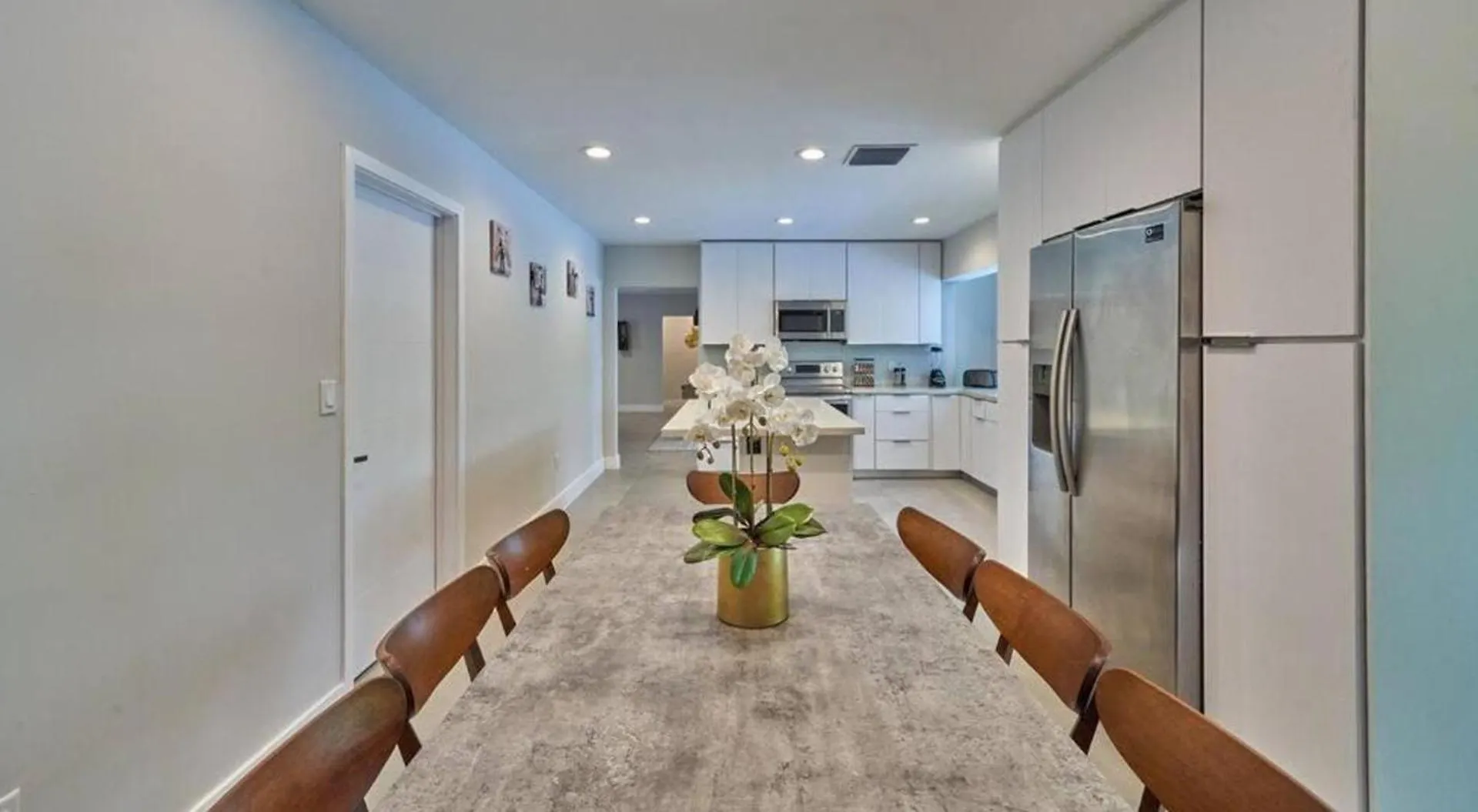 Athena - The Glamhomes Miami