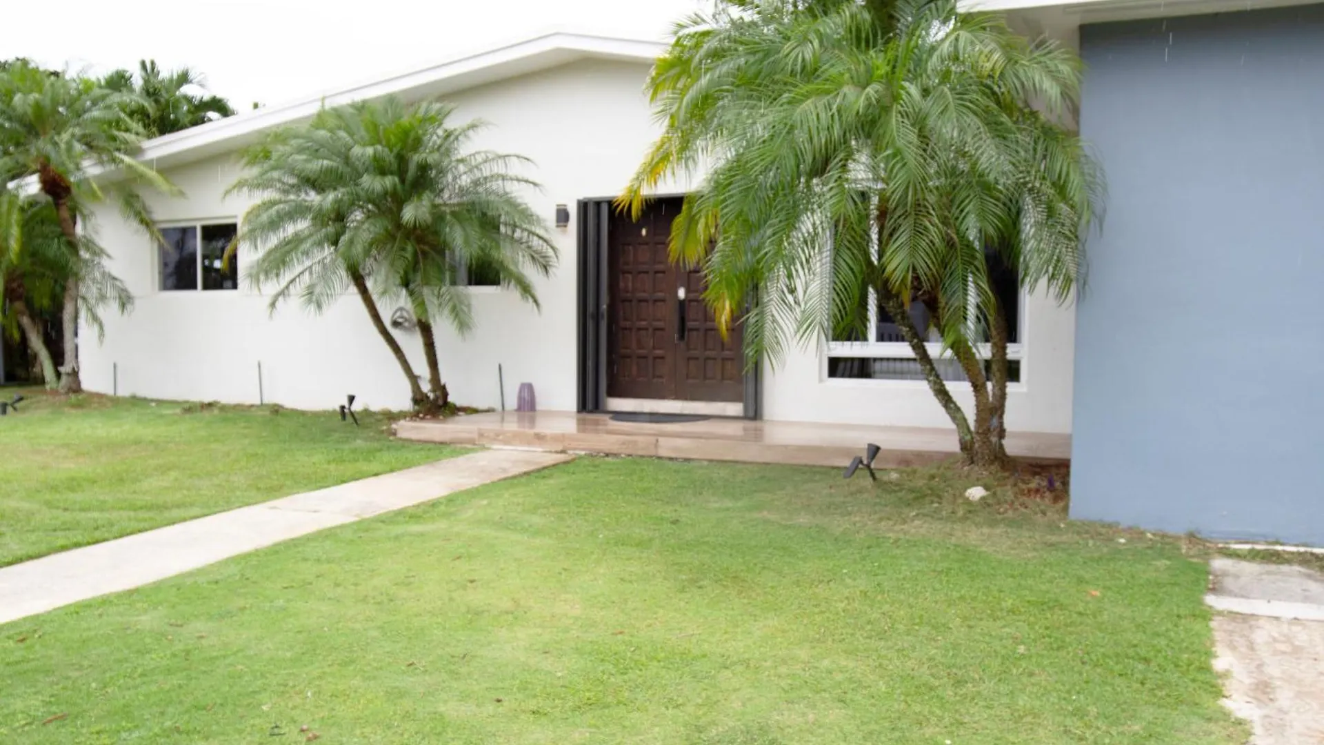 Dreampoolhousemiami Holiday home *