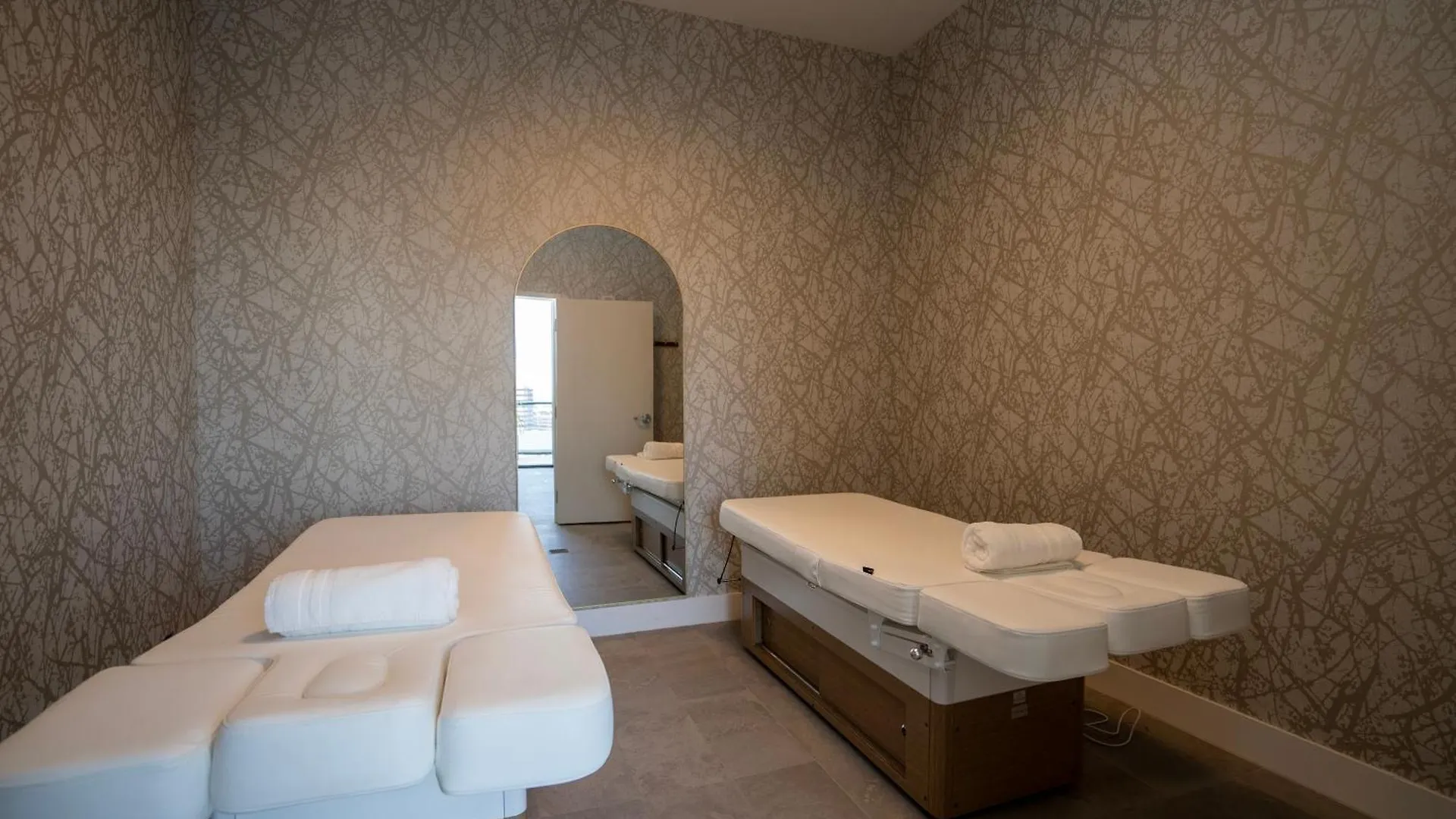 Smart Brickell Aparthotel
