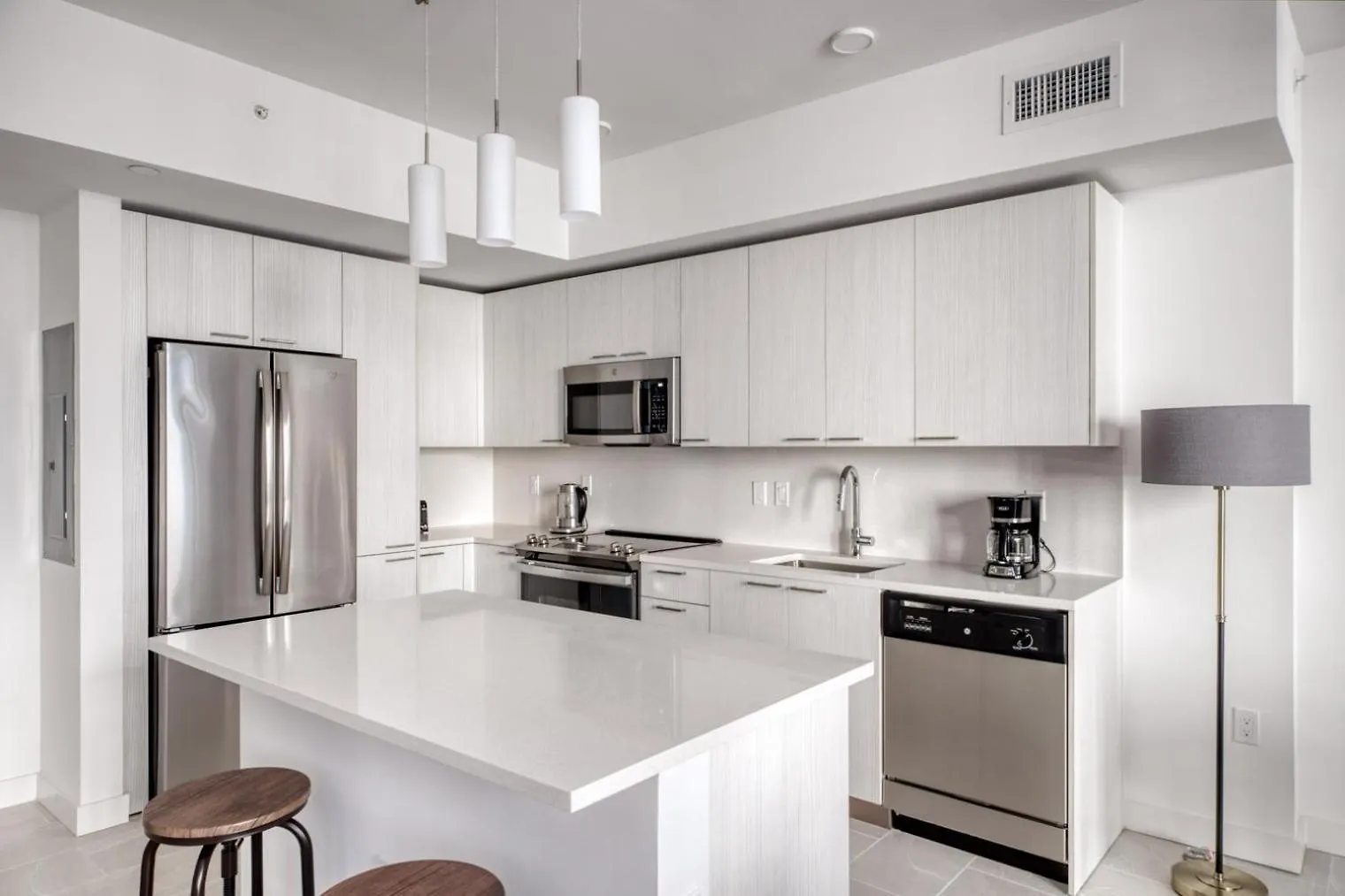 Wynwood 1br W Gym Pool Wd Nr Shops Bars Mia-34 Apartment
