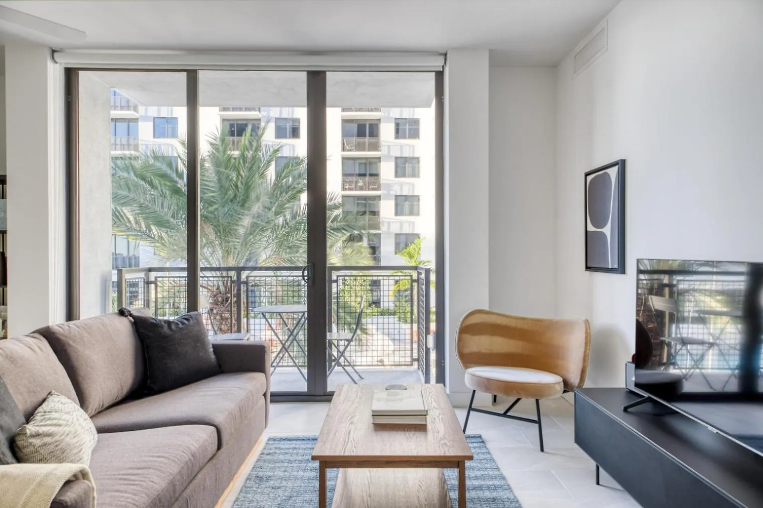 Wynwood 1br W Gym Pool Wd Nr Shops Bars Mia-34 Miami