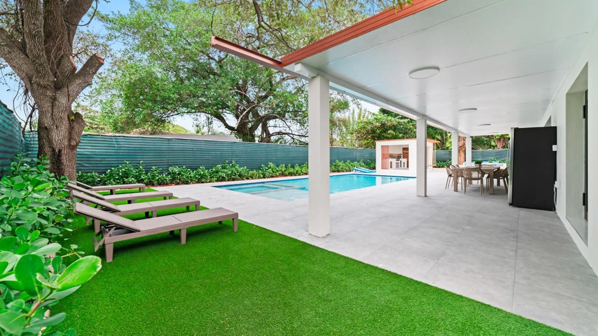 Holiday home The Palace Pickleball Gameroom Heated L26 Miami