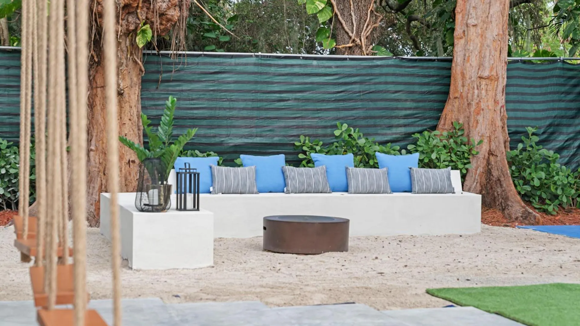The Palace Pickleball Gameroom Heated L26 Miami