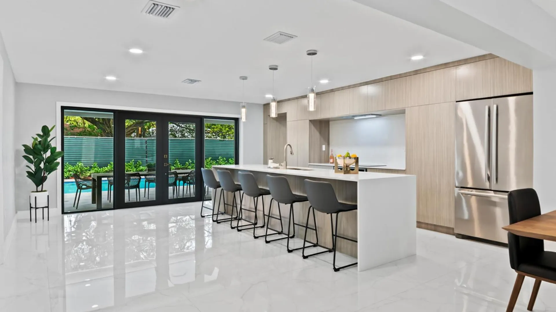 The Palace Pickleball Gameroom Heated L26 Holiday home Miami