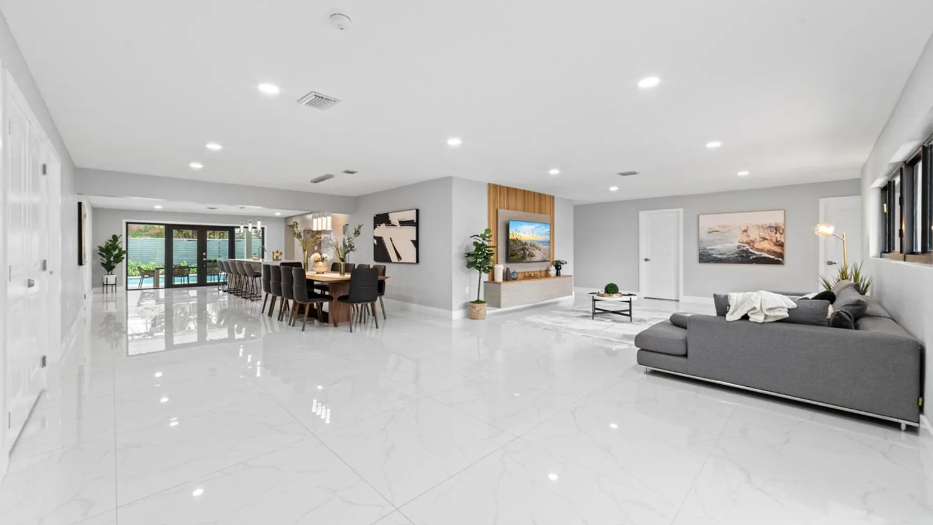 The Palace Pickleball Gameroom Heated L26 Holiday home *