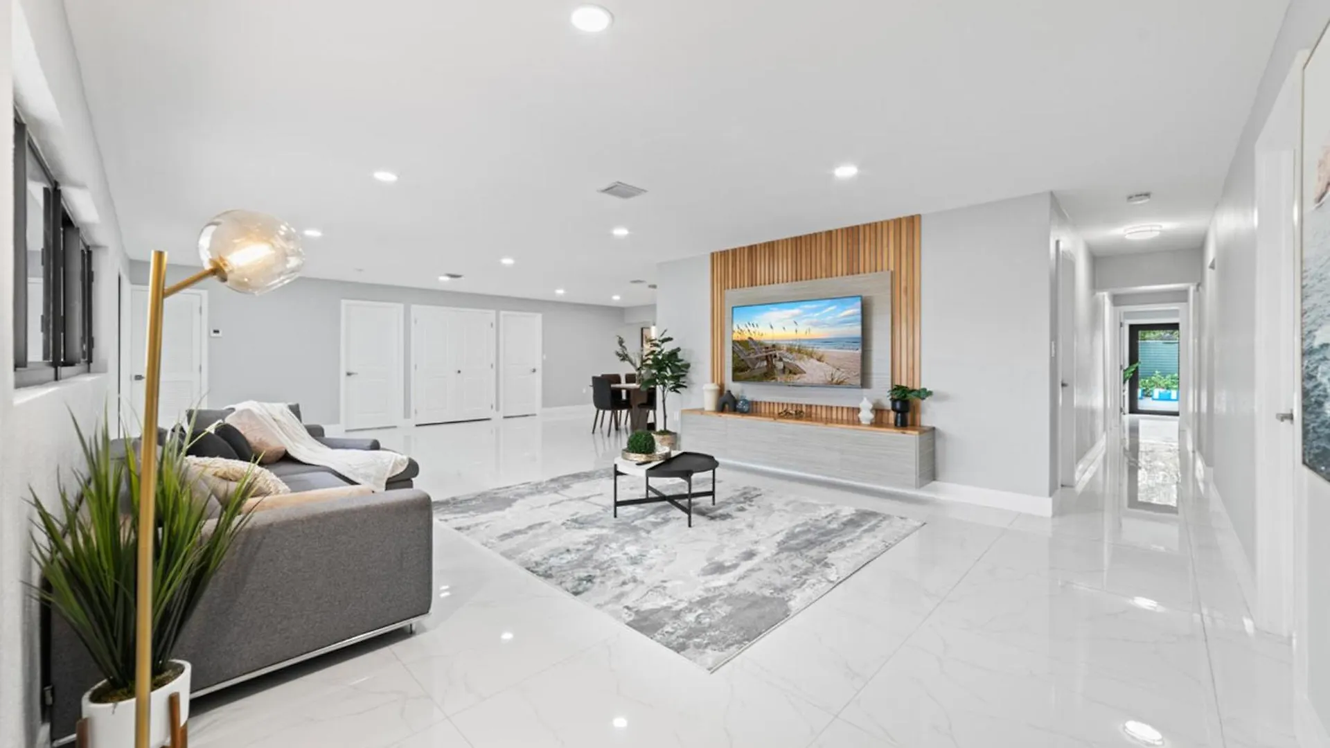 The Palace Pickleball Gameroom Heated L26 Holiday home