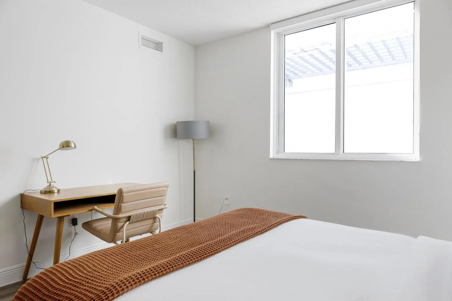 Brickell 1br W Gym Pool Walk To Mia-85 Miami