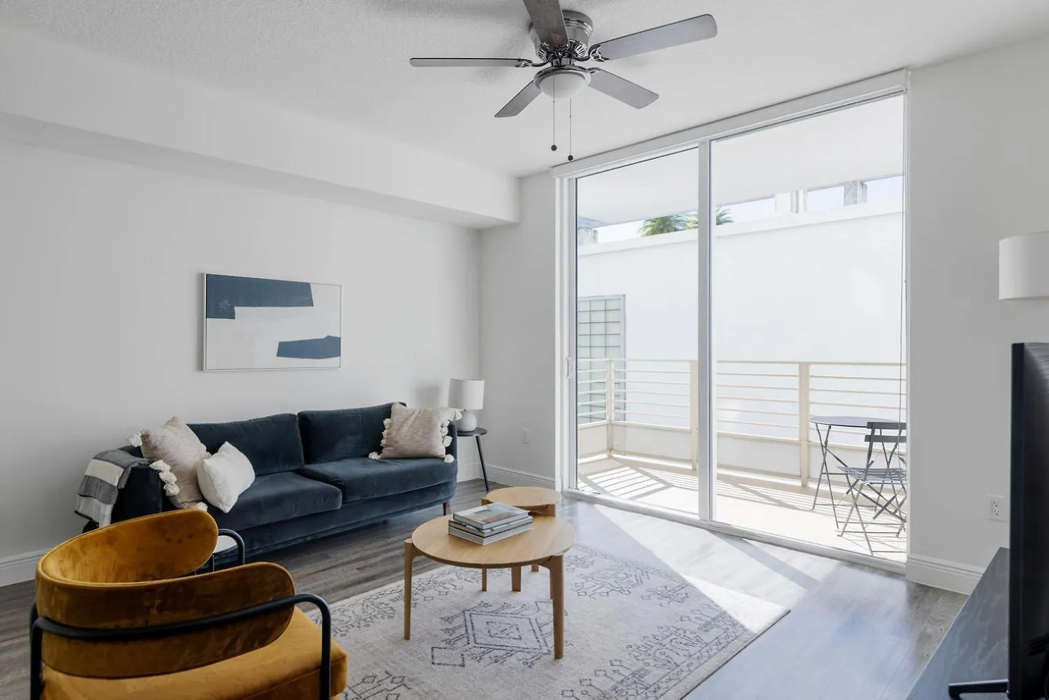 Brickell 1br W Gym Pool Walk To Mia-85 *