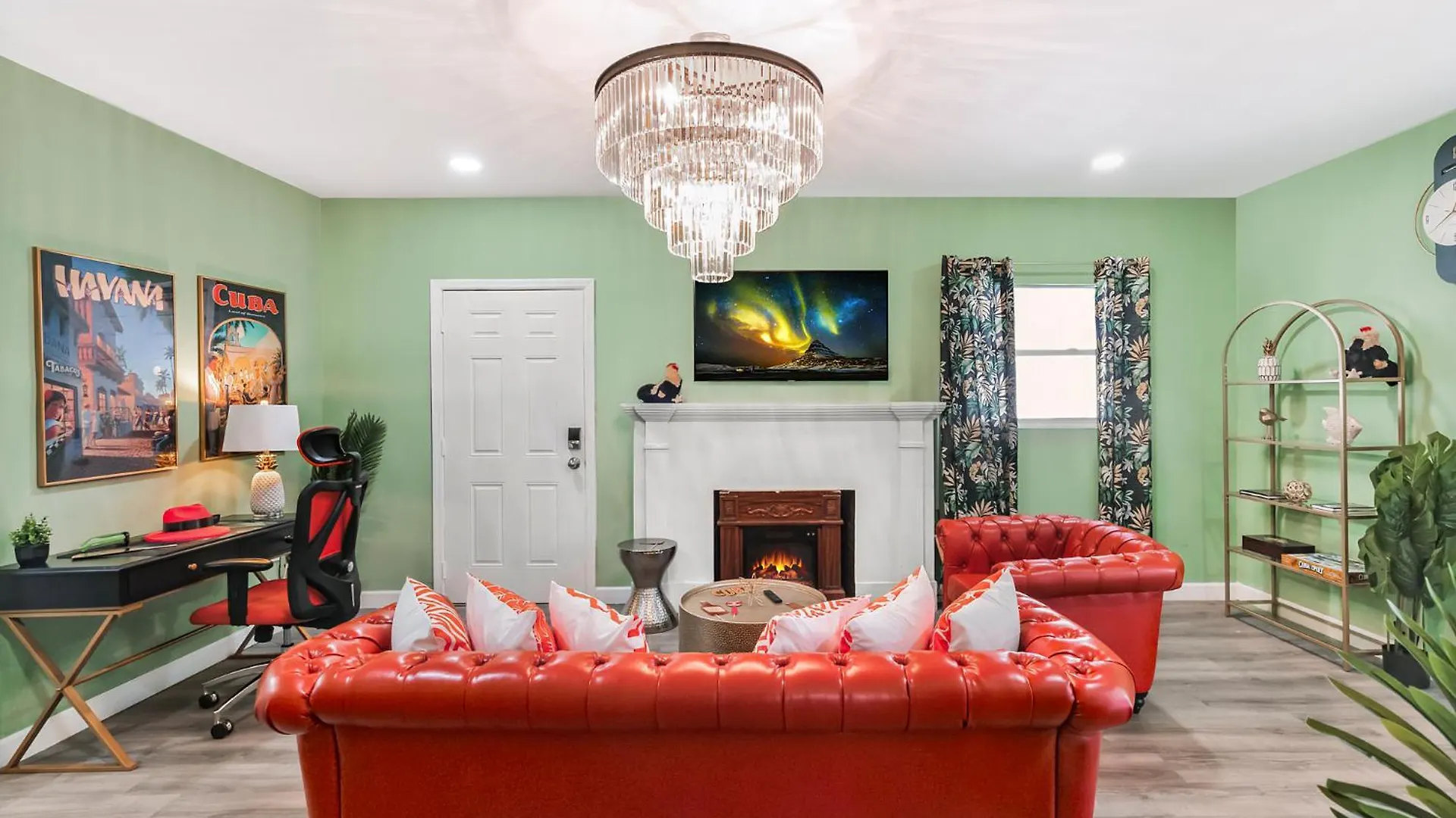 New! Havana Nights ! Walk To Calle Ocho! Apartment *