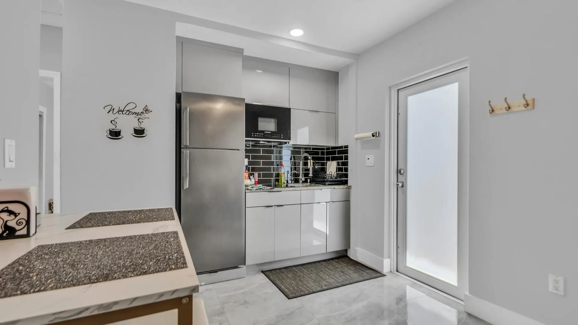 Apartment Little Gables Studio-your Escape-10min Airport *