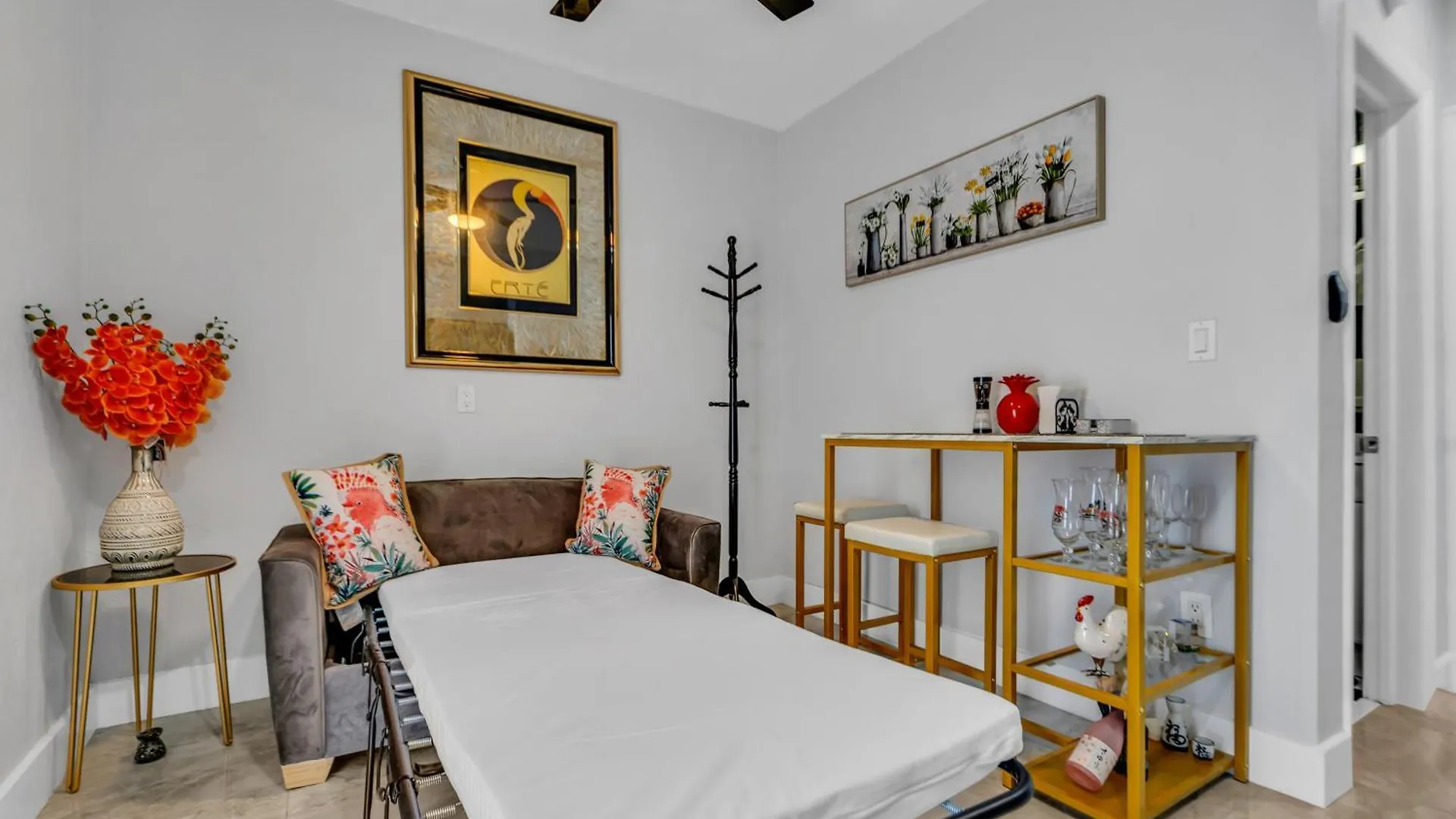 Little Gables Studio-your Escape-10min Airport Apartment Miami