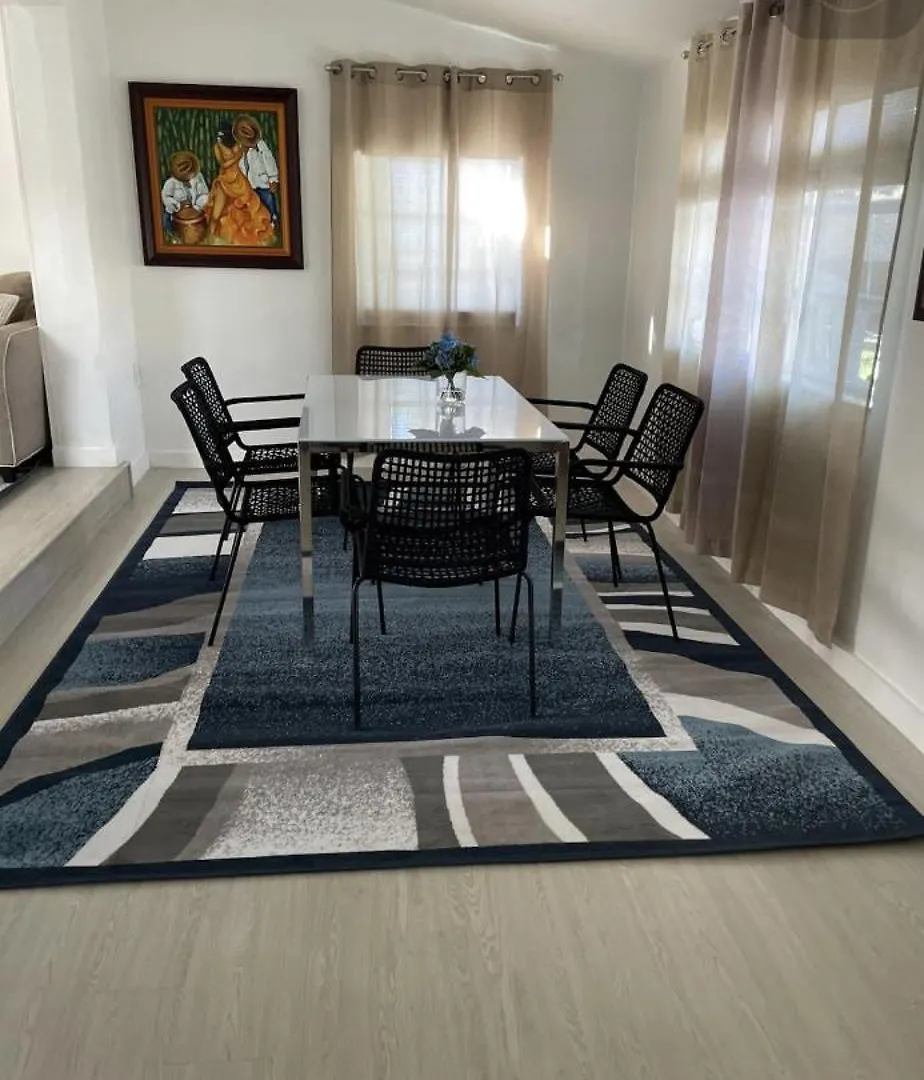 Blue Lagoon Modern * Miami