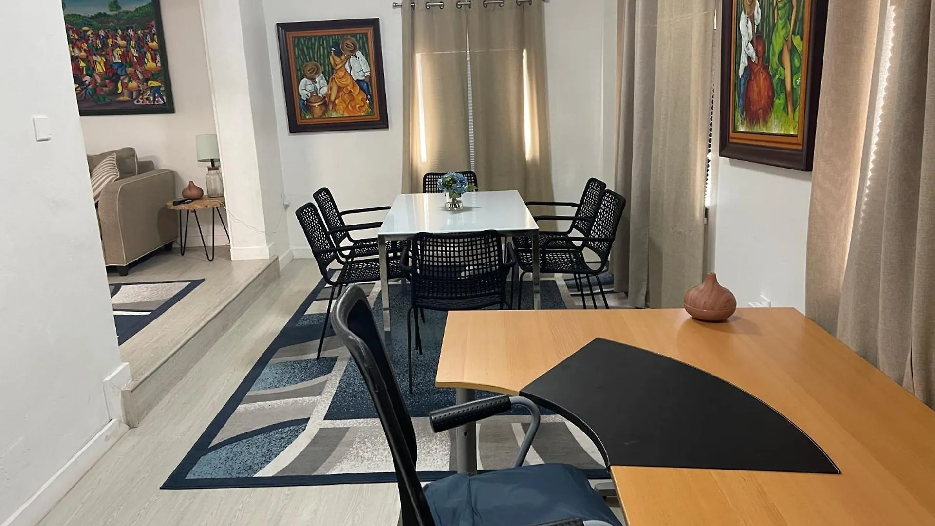 Blue Lagoon Modern Holiday home Miami
