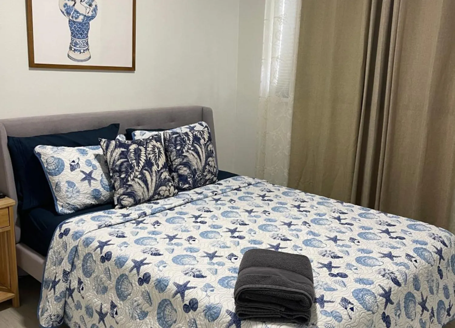 Blue Lagoon Modern *