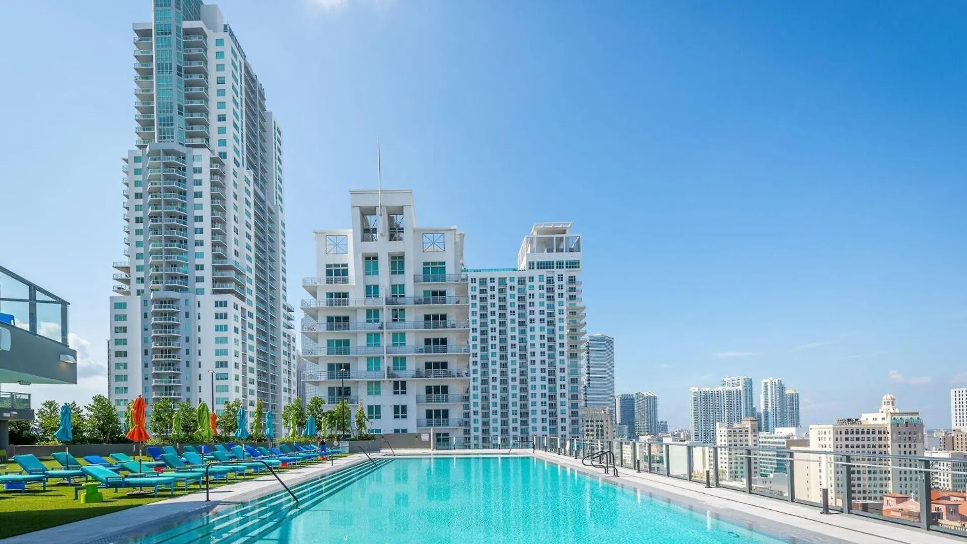 Stylish Bayfront Park High-rise 2-king Bed, 2 Bath Apartment Miami