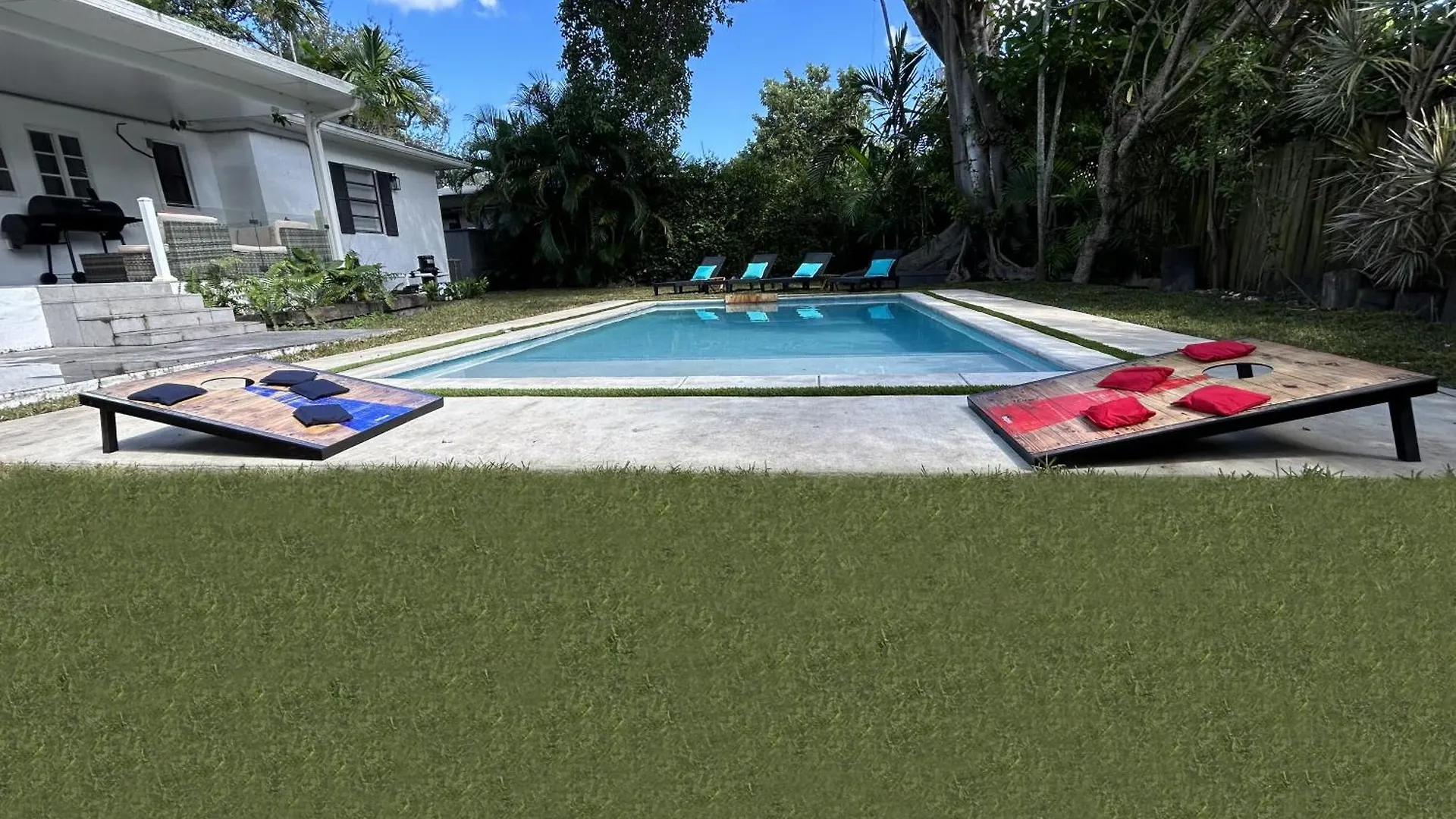 Villa With Pool Design District Miami