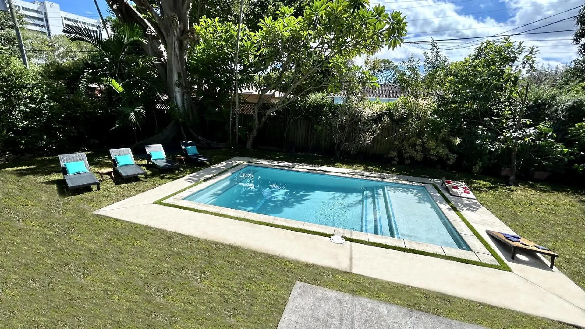 With Pool Design District Villa Miami