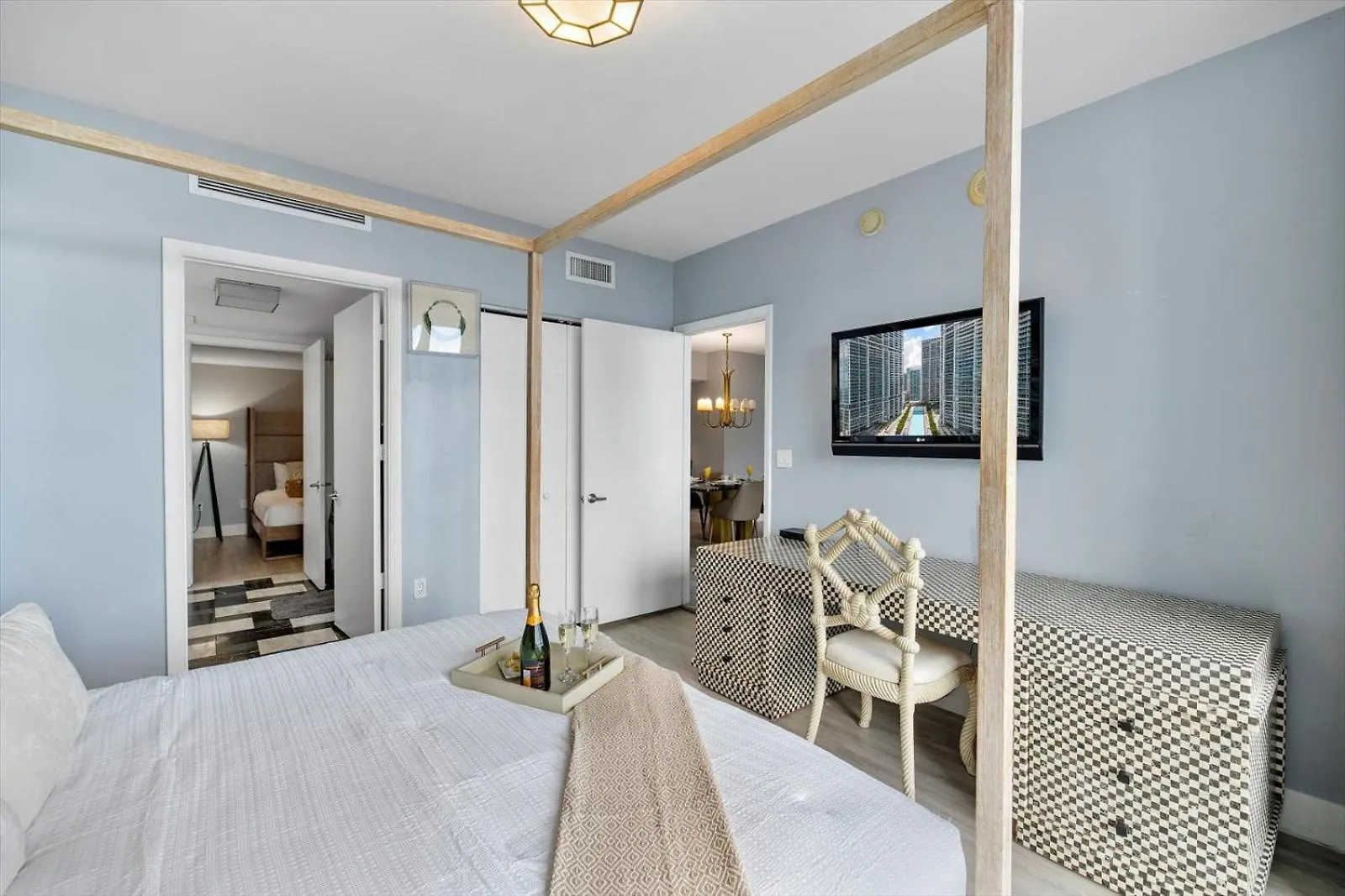 Marvelous In Brickell Apartment