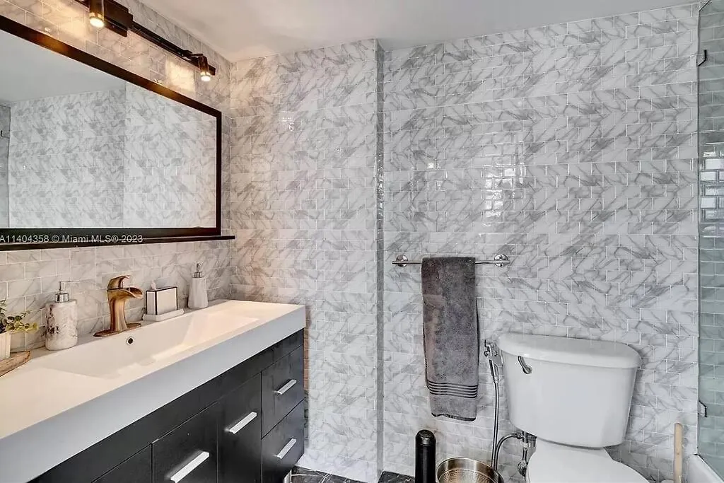New Stunning 2br Brickell Condo-free Parking