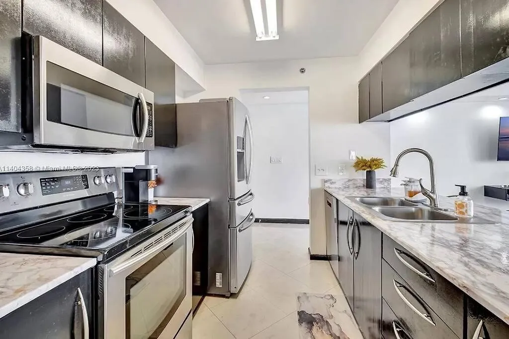 New Stunning 2br Brickell Condo-free Parking Apartment Miami
