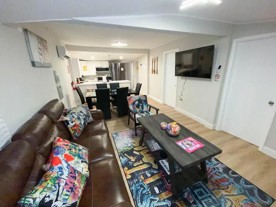 Unique Art Escape W/ Hottub, Arcade & Murals Feriehus Miami