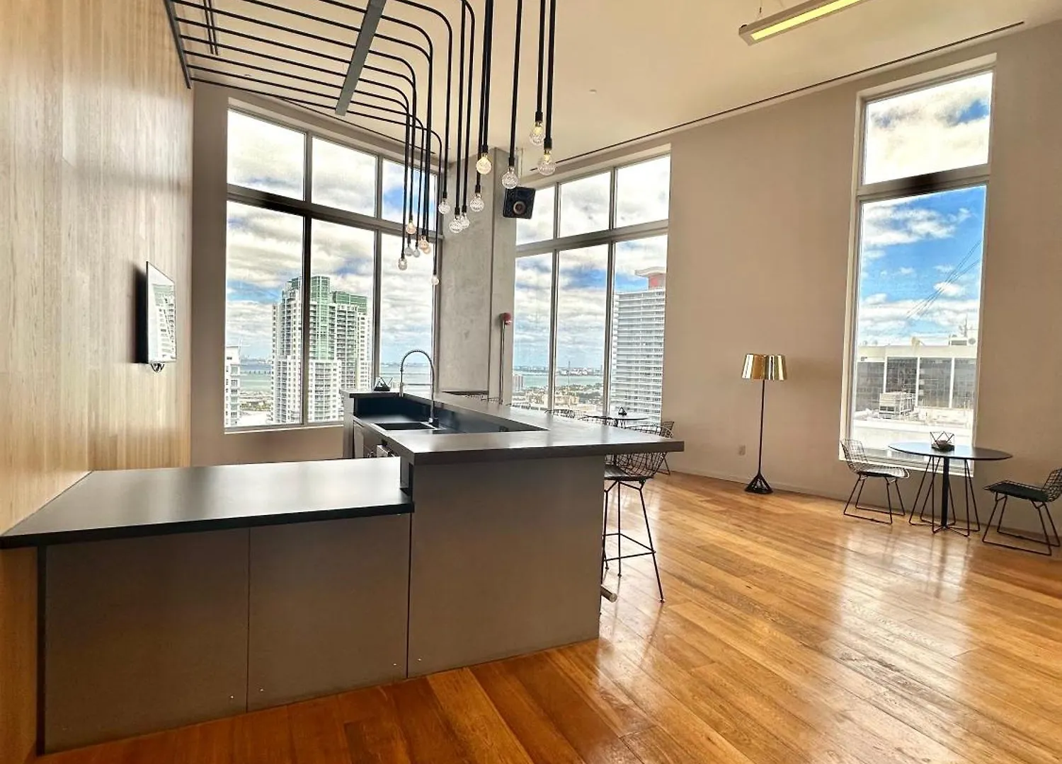 Apartment Pool Rooftop Luxury Loft Downtown, Brickell *