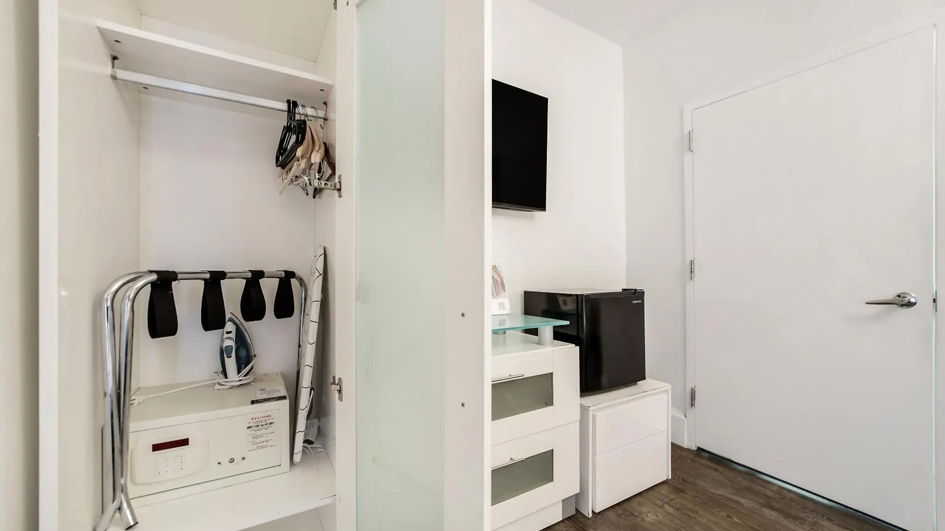 Aparthotel Ithaca 3*