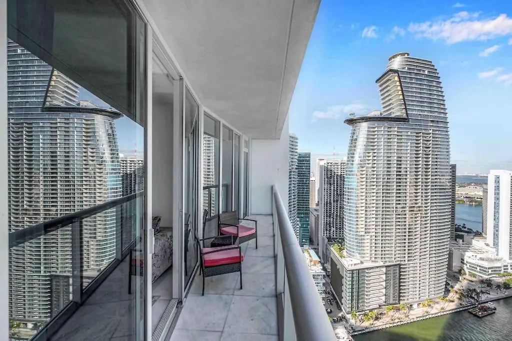 43rd Floor Icon Brickell Ocean &pool View Free Apartment