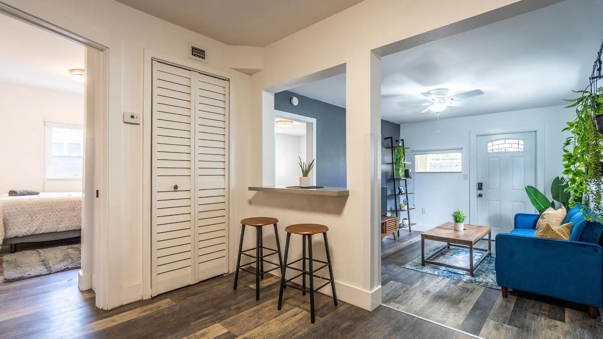 Apartment 2 Bd W/ Private Parking, Private Yard & W/d Miami