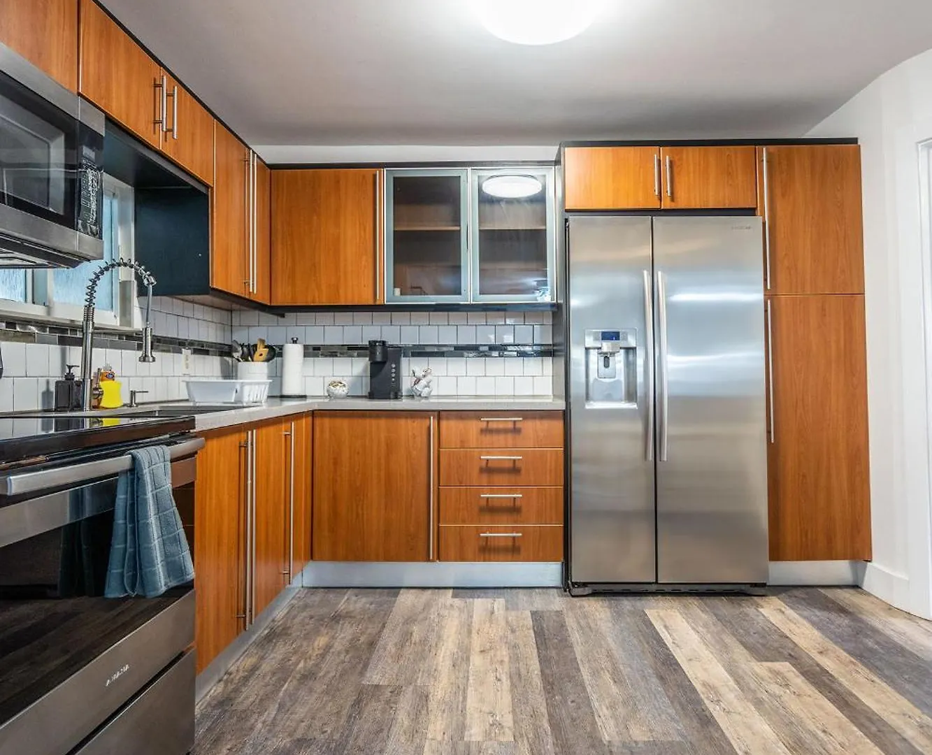2 Bd W/ Private Parking, Private Yard & W/d Miami