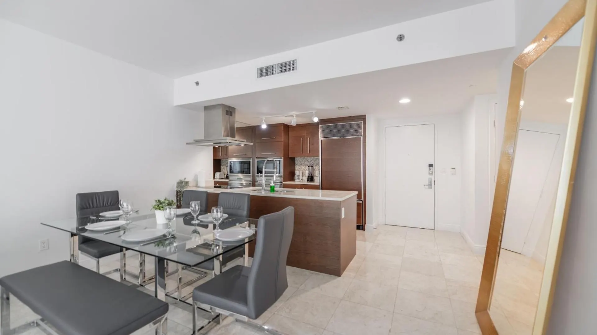 Apartment Marvelous In Brickell Miami