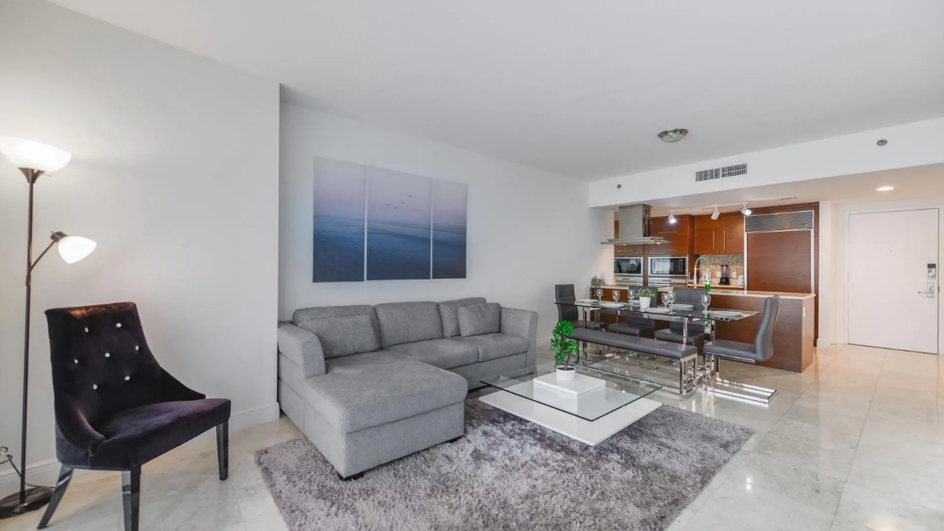 Marvelous In Brickell Apartment *