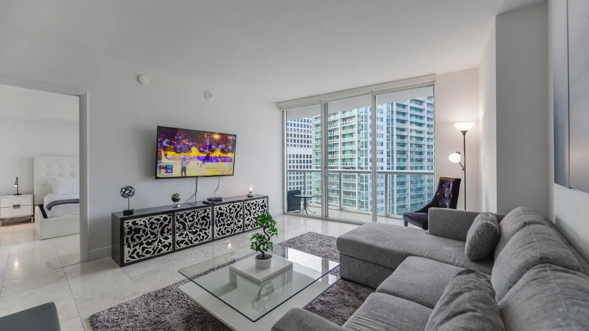 Marvelous In Brickell Apartment *